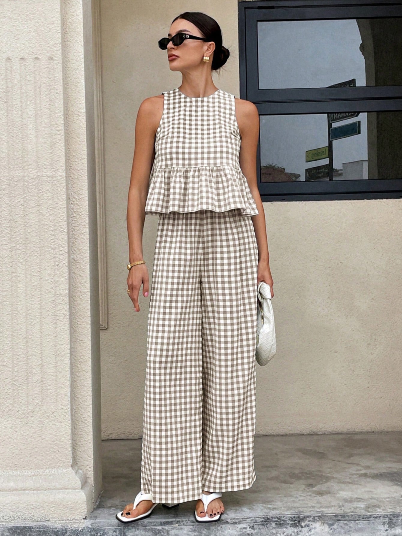 Womens Casual Crew-neck Sleeveless Top With Ruffled Hem And Straight-leg Pants